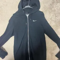 Nike ブラック フルジップパーカー