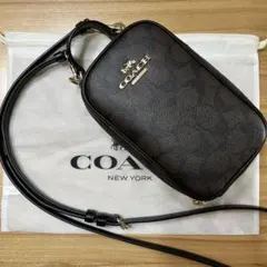 【美品】コーチ　スマホショルダーバッグ　COACH シグネチャー