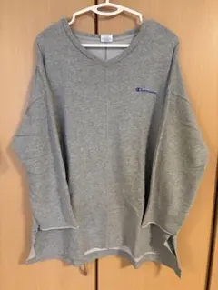 Champion Vネック 九分袖 カットオフ スウェット