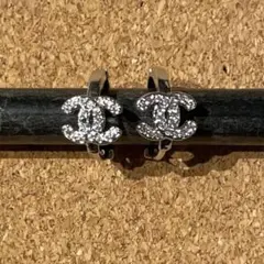 CHANEL ココマーク ラインストーン ピアス 片耳用 - メルカリ