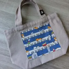 鍵盤の猫達 トートバッグ ベージュ色 猫バッグ エコバッグ 猫雑貨 贈り物