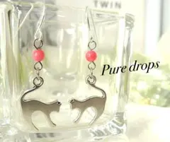 猫とピンク珊瑚のピアス シルバー 天然石 ハンドメイド 猫ピアス 桜 春