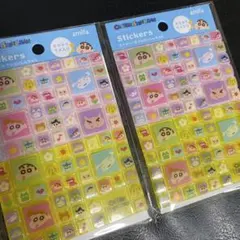 クレヨンしんちゃん ステッカー 2枚セット　タイルシール　シール　セリア