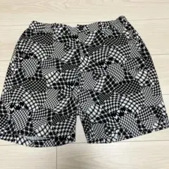 マスターバニーエディション　ストレッチ　ハーフパンツ　総柄　黒×白　サイズ4