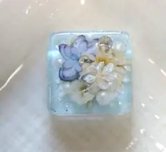 紫陽花マトリカリア四角 レジン ヘアゴム ブローチ キーホルダー