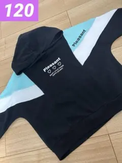 120 パーカー　女の子　軽め裏起毛