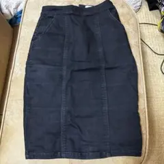 エヴリス　デニムスカート　黒デニム　タイトスカート　スリットあり