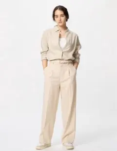 【新品未使用】UNIQLO タックワイドパンツ　S
