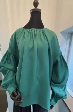 パシオーネバルーンスリーブブラウス