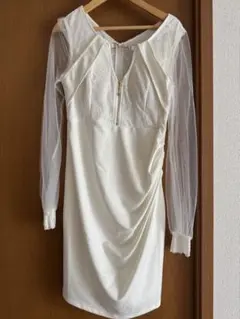 ホワイトタイトドレス シースルー袖 レース装飾