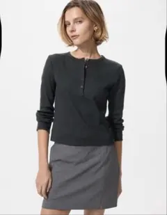 UNIQLO ヘンリーリブネック T 黒ブラック