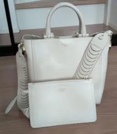 サルヴァトーレフェラガモ　2way ハンドバッグ　ショルダーバッグ　ポーチ付