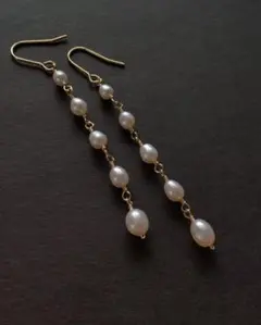 淡水パールの5連ピアス/樹脂フック/樹脂ノンホール/サージカルステンレス