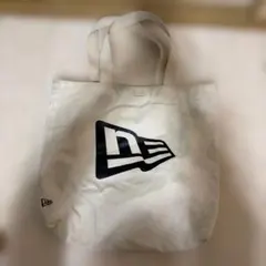 (なーな様専用)New Era ベージュ トートバッグ ロゴ入のサムネイル