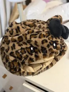 レイちゃん着用　USJハローキティー被り物　レオパード柄