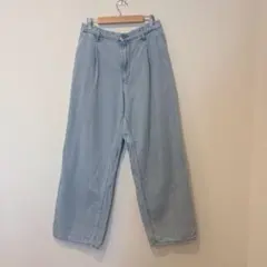 ユニクロ　ワイドパンツ　デニム　ジーパン　ライトブルー　Mサイズ　レディース