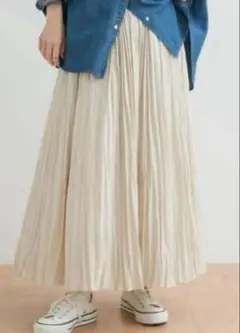 アーバンリサーチドアーズ　タフタランダムプリーツスカート