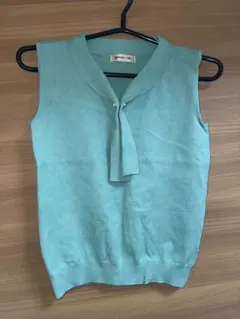 アプワイザーリッシェ　ニット　ノースリーブ　2サイズ　エメラルドグリーン