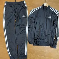 adidas アディダス　ジャージ　セットアップ