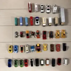 トミカ ミニカー 44台　大量　まとめ売り　セットのサムネイル