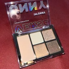 IM'UNNY MOOD LAYER PALETTE アイシャドウパレットのサムネイル
