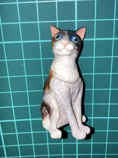 奇譚クラブ 粘土道 ギリ展 猫ニャン(三毛) 片桐仁のサムネイル