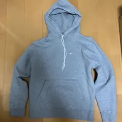 NIKEグレー　パーカー
