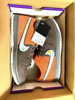 30 Nike SB Dunk Low Pro PRM Muni Aprilのサムネイル