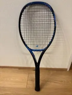 硬式テニスラケット 黒と青