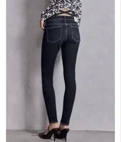 Item thumbnail for item 2b971b21-c48e-4853-83bd-27b888ddf86a