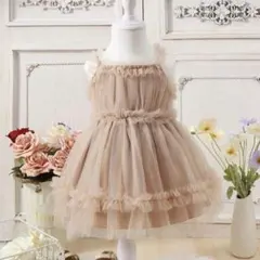 ベビードレス　ピンクベージュ　ハーフバースデー　68-74㎝