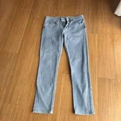 GU スキニーデニム ライトブルー