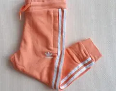 adidas originals　トラックパンツ