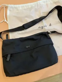 agnis b. ブラック サコッシュ