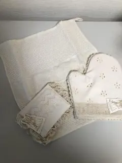 Item thumbnail for item 77f1093c-b895-439e-b52b-19b71ef09f11