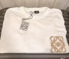 LOEWE ロエベ ボクシーフィット アナグラム刺繍 ホワイトTシャツ完売商品のサムネイル