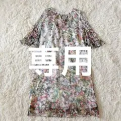 銀座マギー シフォンシルクワンピース フラワープリント　シアー袖　フレア　40のサムネイル
