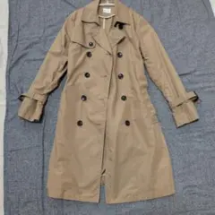 美品。ELLE ベージュ ダブルブレスト トレンチコート　Ｌサイズのサムネイル