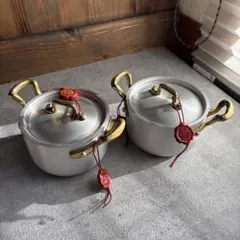 【フォロワー様引5%済】STAUB 丙午馬年 ホース ツマミ ブラック 海外限定 フォロワー様引5%済】STAUB 丙午馬年 ホース ツマミ ブラック 海外限定