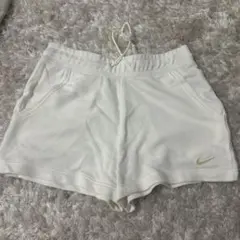 NIKE ショートパンツ ホワイト Sサイズ