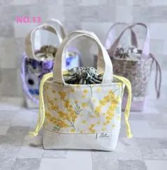 ミモザ柄のミニ巾着バッグ