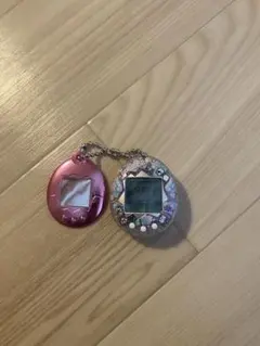 タマゴッチ ピンク・デコレーション付き