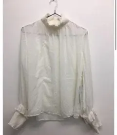 シフォンドットシャーリングブラウス　ホワイト　Mサイズ　ZARA　レディース
