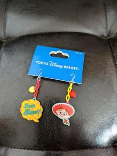 ディズニーリゾート　トイ・ストーリー　ジェシー　ピアス