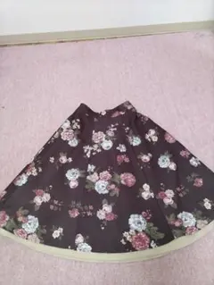 tooco closet 花柄フレアスカート　リバーシブル　ベージュ