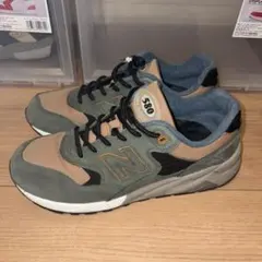New Balance MRT580KC スニーカー オリーブ/ベージュ