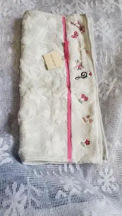 ジルシュチュアートハンカチ