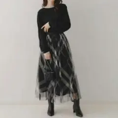 Couture Brooch（クチュールブローチ）チェックチュールスカート