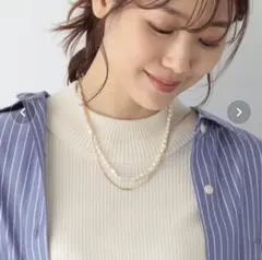 パールと金属の2連ネックレス