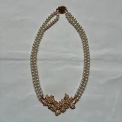 6○5 二重　パールネックレス　金色